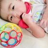 赤ちゃんの唇の水ぶくれは吸いだこ！助産師が原因と対処法を解説