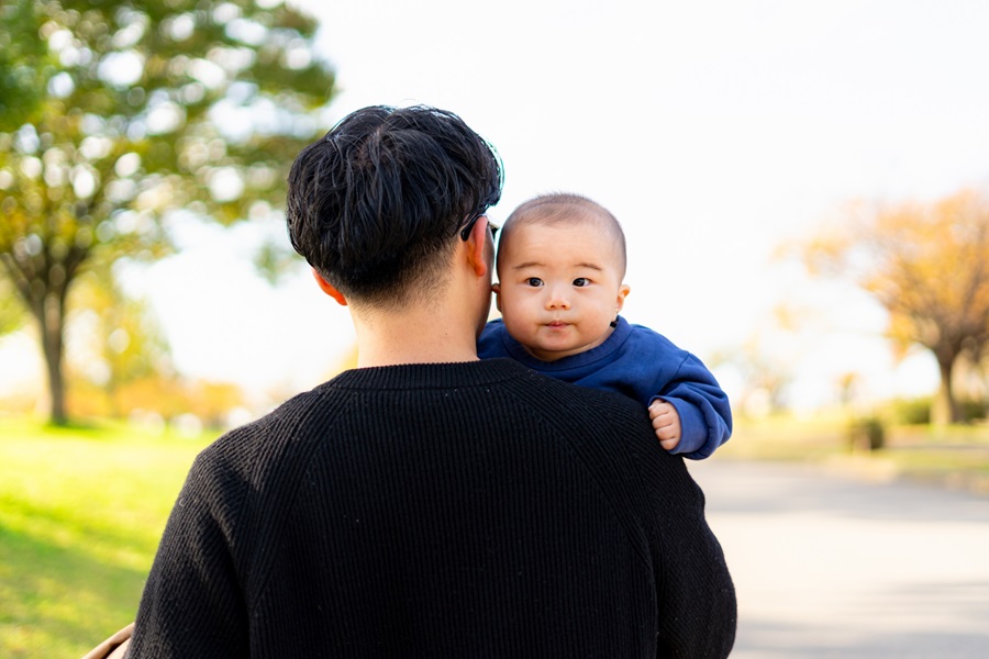 ツラすぎる子どもの「パパ見知り」！みんなはどうやって克服した!?