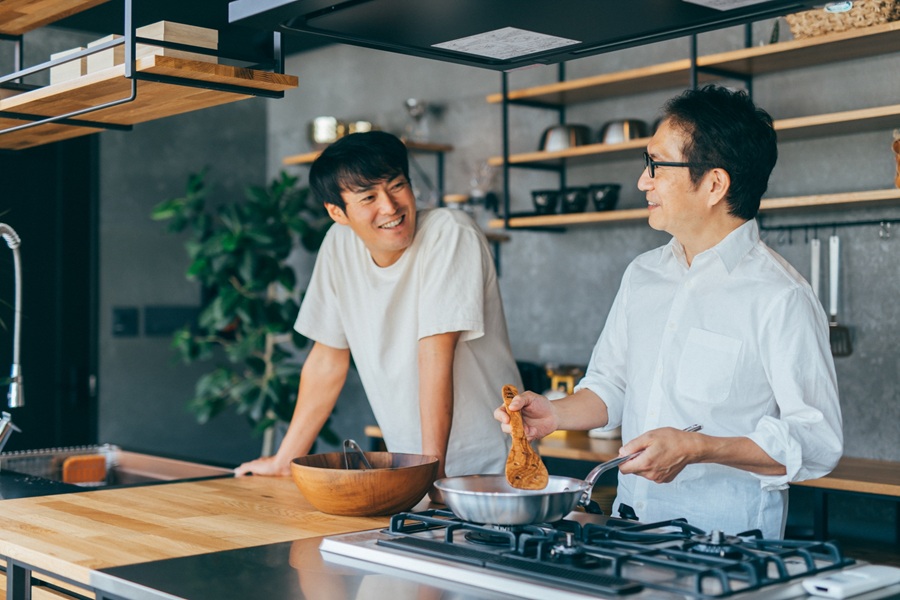パパの手料理ほぼ毎日が3割超！得意料理や魅力について本音をアンケート