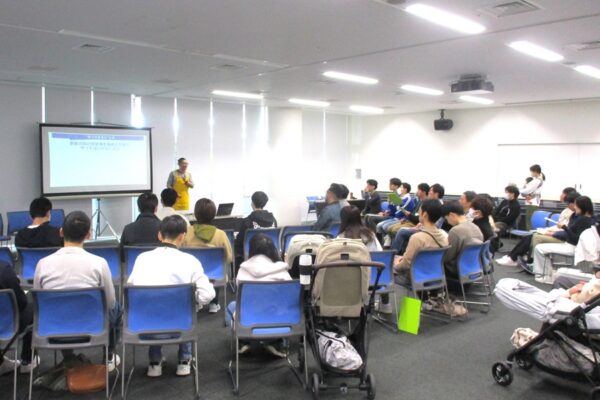 いつもと何かが違うグループトーク