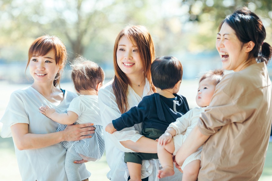 育休中にママばかりで劣等感を感じているパパに送りたい！アドラーの教え