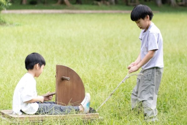 子どもを褒めすぎると起きる4つの副作用